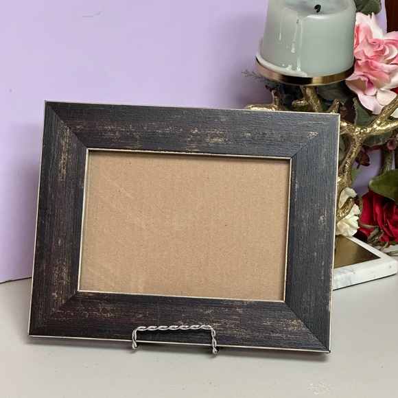 Vintage Weathered brown wooded Picture Frame - Picture 2 of 14